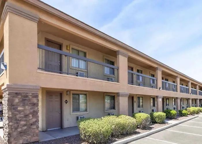 Apartment Retreat Cozy For 2 Tolleson