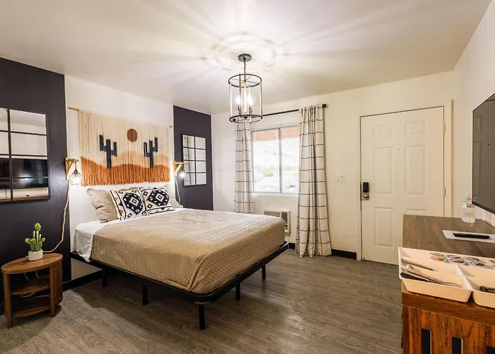 Retreat Cozy For 2 Apartment Tolleson